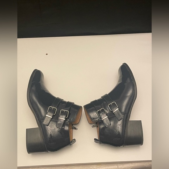 FRANCO SARTO BLACK RAINA, PATENT LEATHER, BLOCK HEEL BOOTIES SIZE 9.5 W - Picture 6 of 11